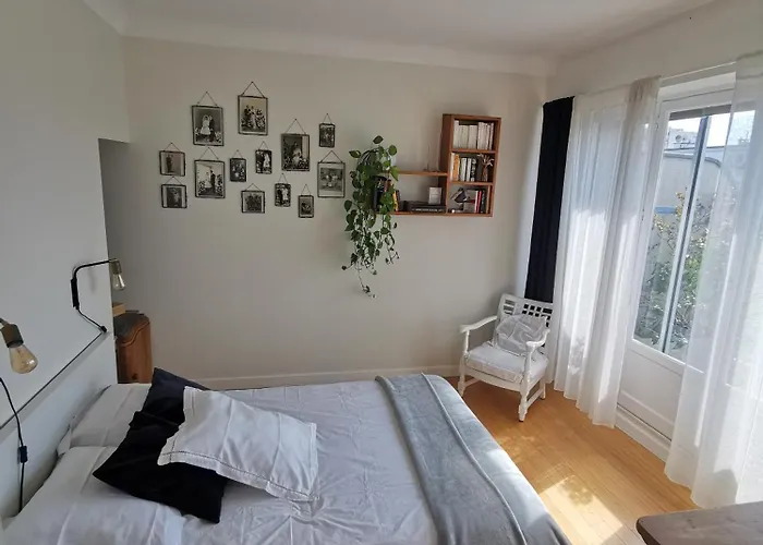 Espace Prive Avec Balcon Vue Montagnes